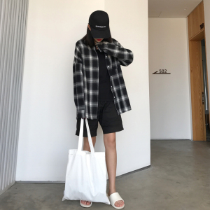 复古港风chic春季原宿POLO衫黑白格子宽松长袖磨毛衬衫上衣外套女女式衬衫