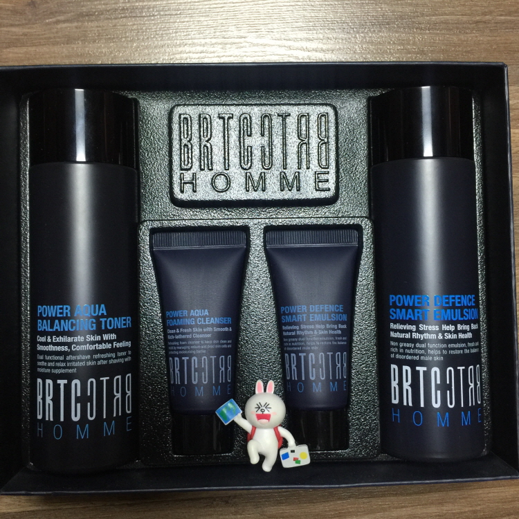 韩国发送 BRTC 男性化妆品 水乳 洗面奶 美白 皱纹毛孔改善 包邮