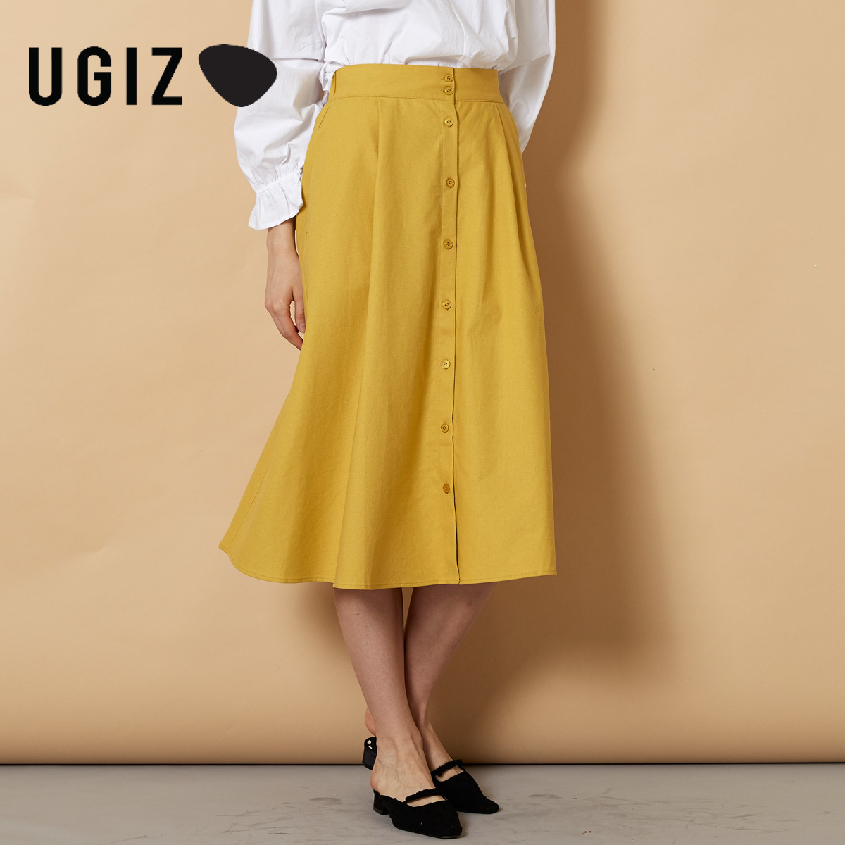 UGIZ2019春装新款韩版气质简约纯色纽扣A字裙半身裙女UDKB100-7