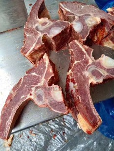 乌拉圭55厂肩胛骨牛脊骨牛骨头带肉牛骨牛脊椎骨进口牛肉带骨脖骨