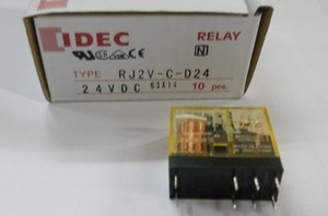 品牌名称: idec继电器24v