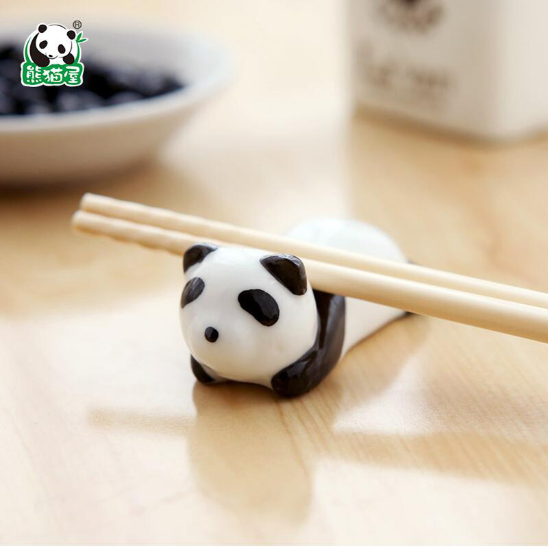 熊猫屋 可爱卡通熊猫陶瓷小摆件筷架枕型筷子托家居节日礼品礼物