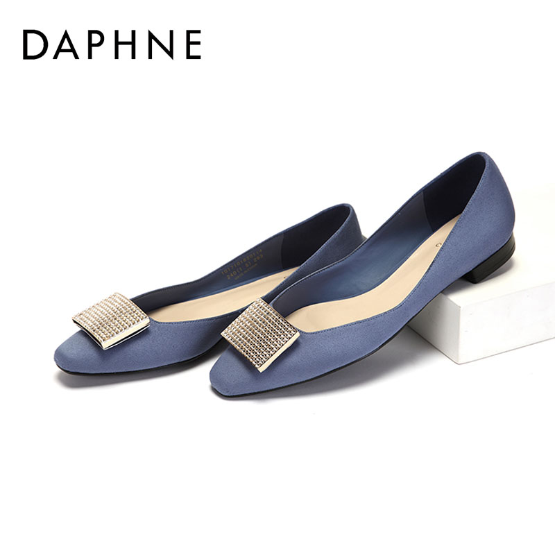 Daphne/达芙妮圆漾单鞋优雅绒面钻饰金属浅口低跟婚鞋1017101820