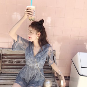 美美的夏夏:网纱刺绣露背V领连衣裙裤女夏2017新款连体阔腿短裤连衣裙