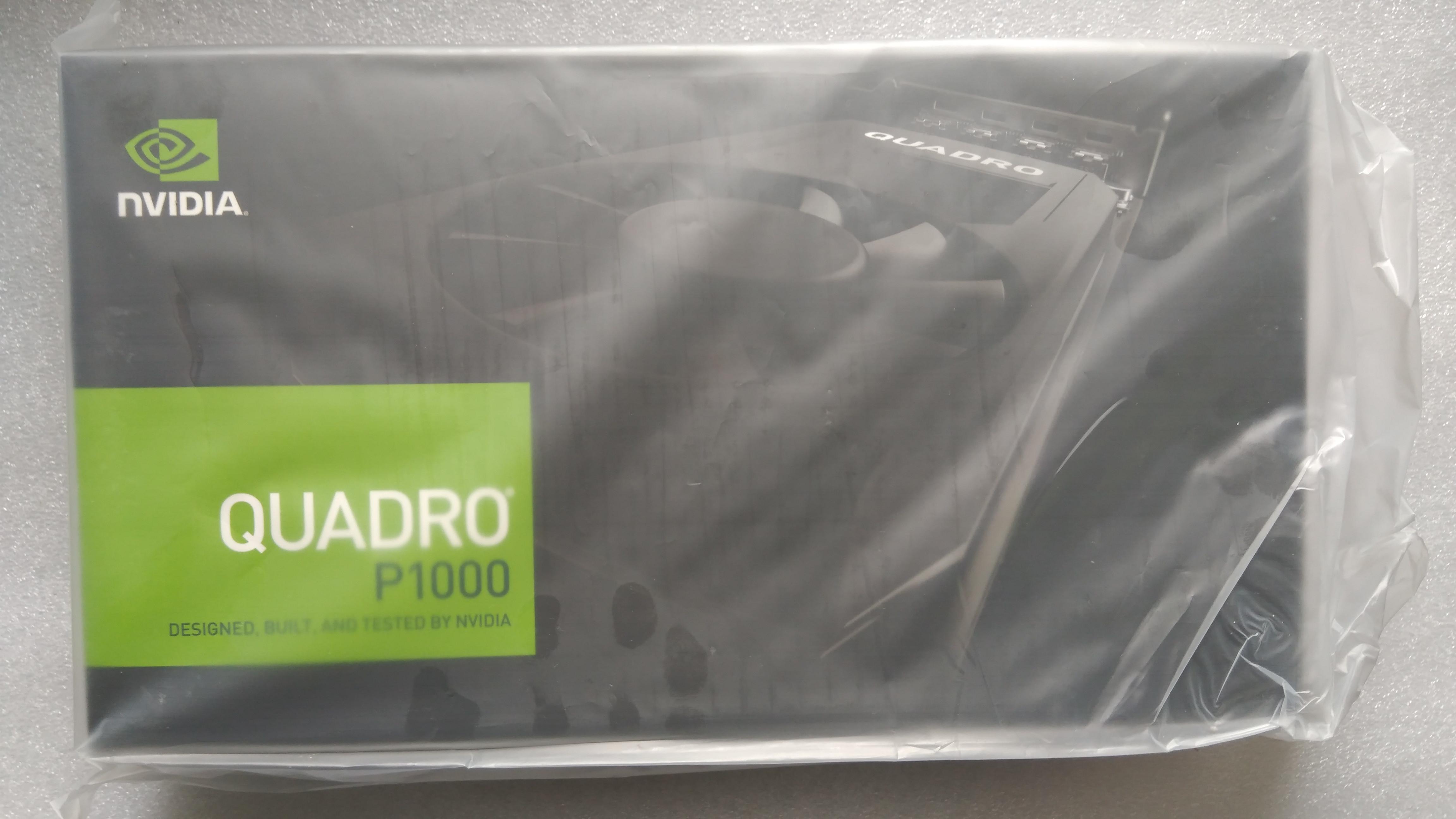 英伟达nVIDIA Quadro P1000 4G专业图形台式电脑独立显卡盒装3年