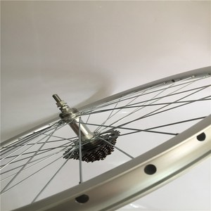 自行车钢圈轮26寸山地车碟刹图片