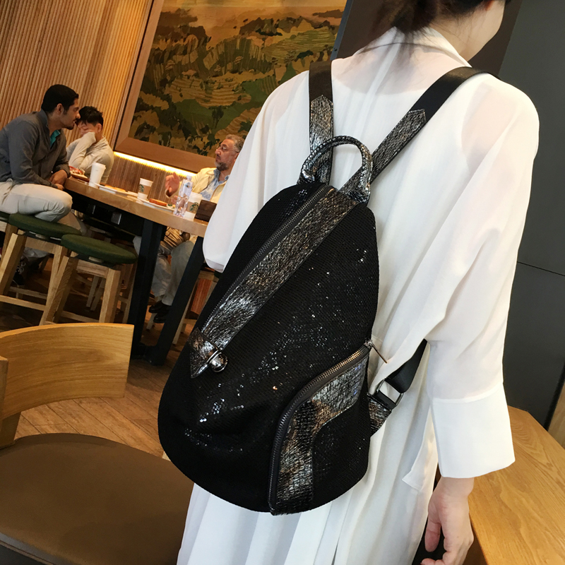 韩版时尚个性双肩包女2019新款百搭潮流旅行包包锁扣休闲帆布背包