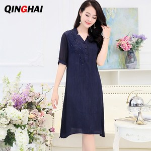 中老年大码女装2018夏新品桑蚕丝裙子拼接褶皱刺绣宽松真丝连衣裙真丝皱连衣裙