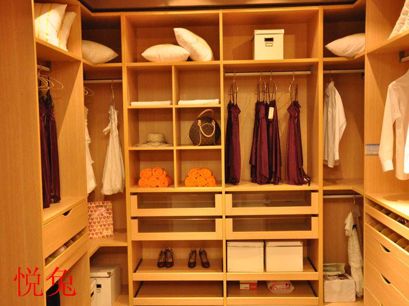 悦兔橱柜定制实木衣柜衣帽间现代简约储物间整体实木衣柜厂家直销