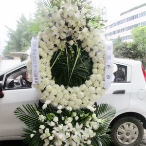 【花篮祭奠鲜花图片】花篮祭奠鲜花图片大全_好便宜网