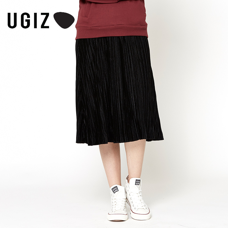 UGIZ冬季新款韩版女装休闲百搭纯色百褶半身裙女UDKA903A