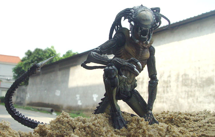 包邮 异形狗大战铁血战士 关节超可动人偶电影手办模型摆件neca