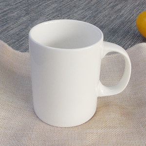加厚白色陶瓷 span class=h>马克杯 /span>陶瓷水杯牛奶杯茶杯简约