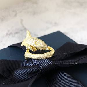 欧美s925 span class=h>纯银 /span>金色鲨鱼 span class=h>戒指 