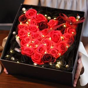 class=h>香皂花 /span> span class=h>礼盒 /span>七夕情人节礼品带灯