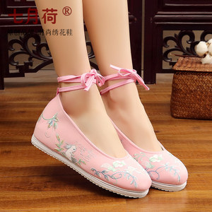 2018春季新款老北京女绣花布鞋内增高6厘米女