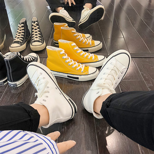 黄色帆布鞋图片