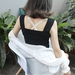 短款露脐小 span class=h>背心 /span>2019夏新女修身宽肩带打底吊带