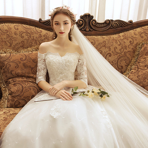 婚礼婚纱白色图片