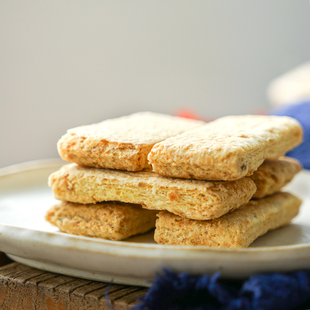 半饱良味|咸蛋黄饼 咸蛋酥千层饼干 好吃酥脆咸香 网红零食150g