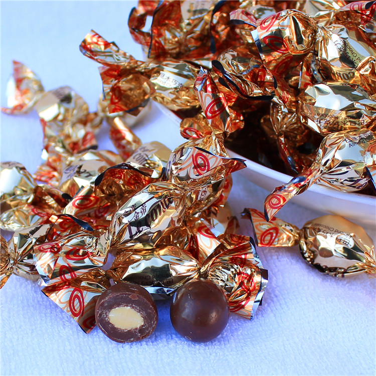 金帝果仁巧克力蛋豆结婚喜糖休闲零食小吃散装500克约110颗