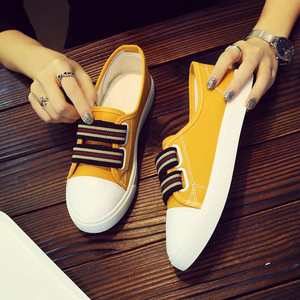 女士布鞋2017新款老北京绣花布鞋女休闲鞋坡