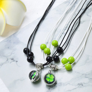 四叶草玻璃球 span class=h>干花 /span>项链皮绳小清新森系学生吊坠