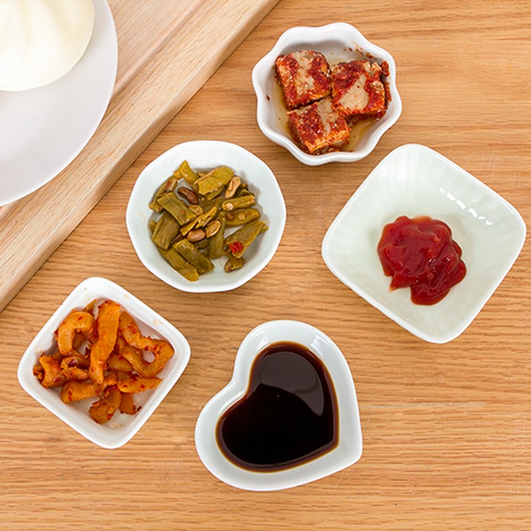 日式陶瓷小碟子味碟厨房醋碟酱料碟酱油碟菜碟小吃盘子火锅调味碟