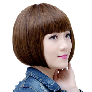 头齐刘海短发图片