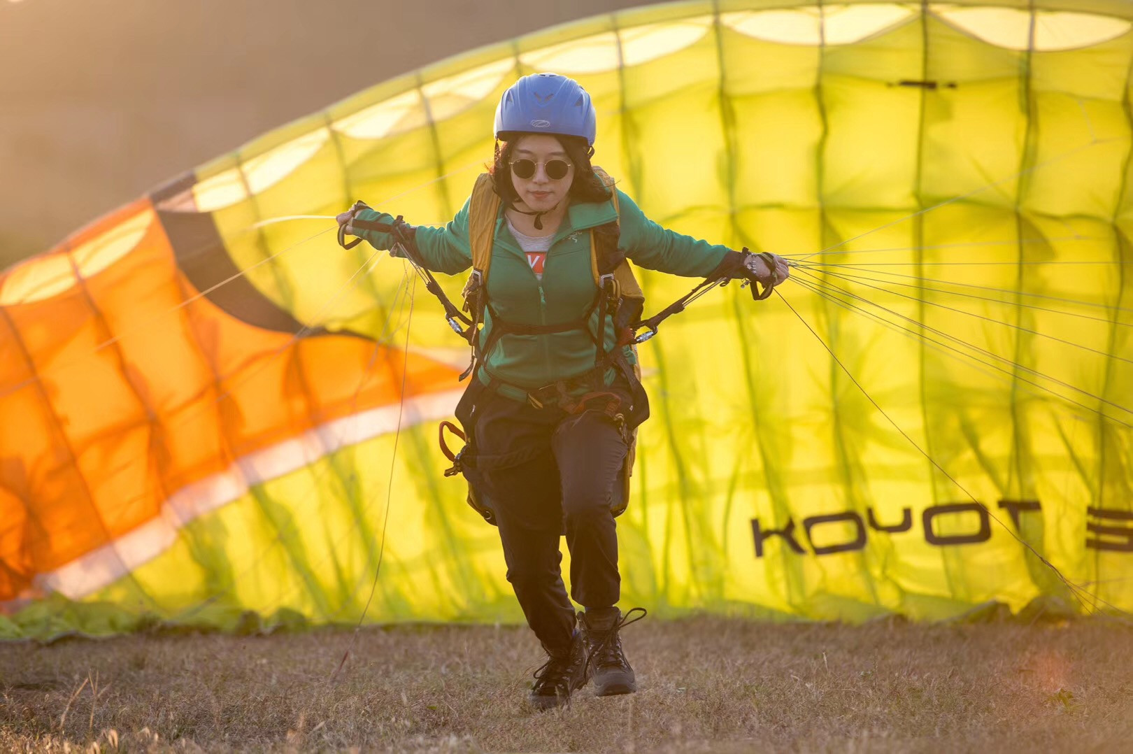 【UVOL】滑翔伞飞行 | 滑翔伞教学培训|滑翔体验日|飞猪体验日