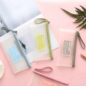 创意小清新 span class=h>透明 /span>磨砂 span class=h>笔袋 /span>