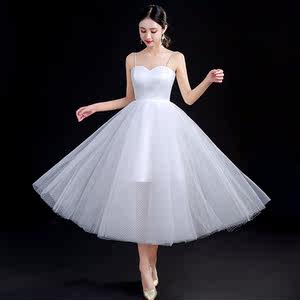 蓬纱裙礼服图片