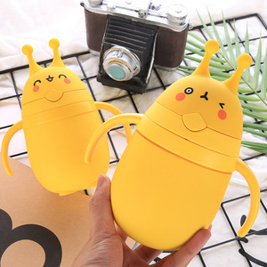 宝宝卡通吸管杯图片