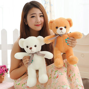 可爱女生小熊图片