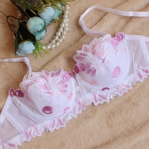 百搭简约透气大气白色精致刺绣舒适不显胸文胸薄款 span class=h>内衣