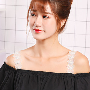 女生肩带蕾丝花图片