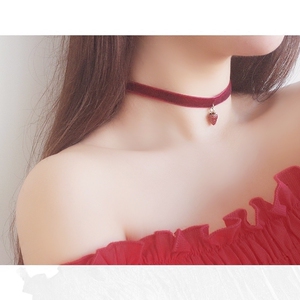 class=h>草莓 /span>项圈女复古酒红丝绒颈链日韩锁骨 span class=h>
