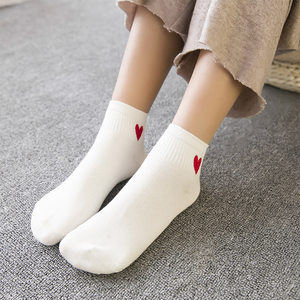 袜子女纯棉中筒袜短筒全棉韩国可爱袜子春秋高腰爱心白色日系女袜