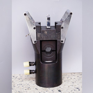 100吨液压钳图片