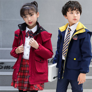 冬装小学生校服图片
