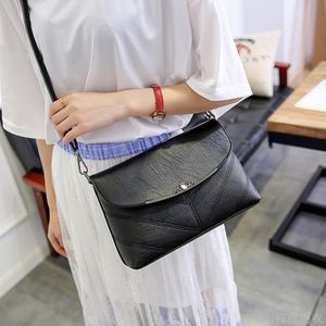 【女土皮包新款单肩斜挎价格】最新女土皮包新