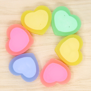 爱心橡皮擦小学生图片