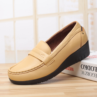 美国欢腾正品春夏女士休闲皮鞋软面舒适坡跟透气中老年皮鞋