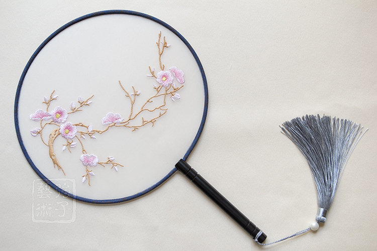 刺繡桃花團扇中國風古典繡花宮扇漢服配飾圓扇子拍照道具特色禮品