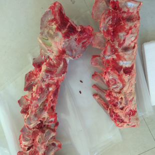 农家现杀2kg 新鲜 牛脊骨蝎子大骨头煲汤骨髓真空包装一份4斤包邮