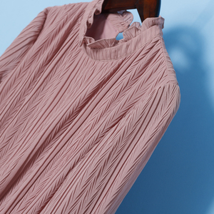 风琴褶连衣裙长袖图片